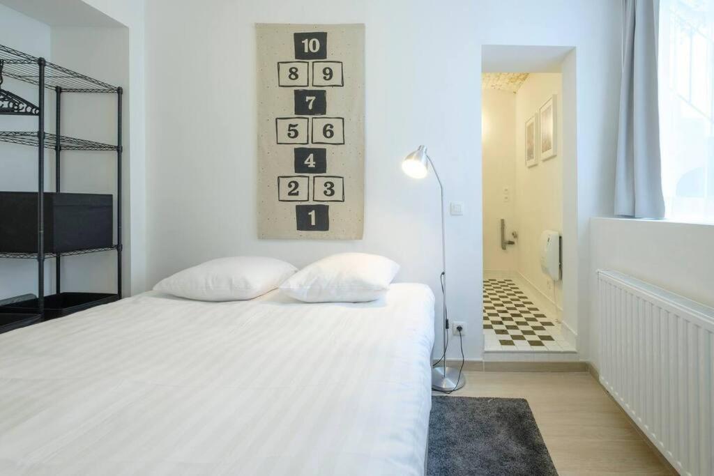 Superb 3 Bedroom & 3 Bathroom Duplex In Brussels City Centre Exterior photo