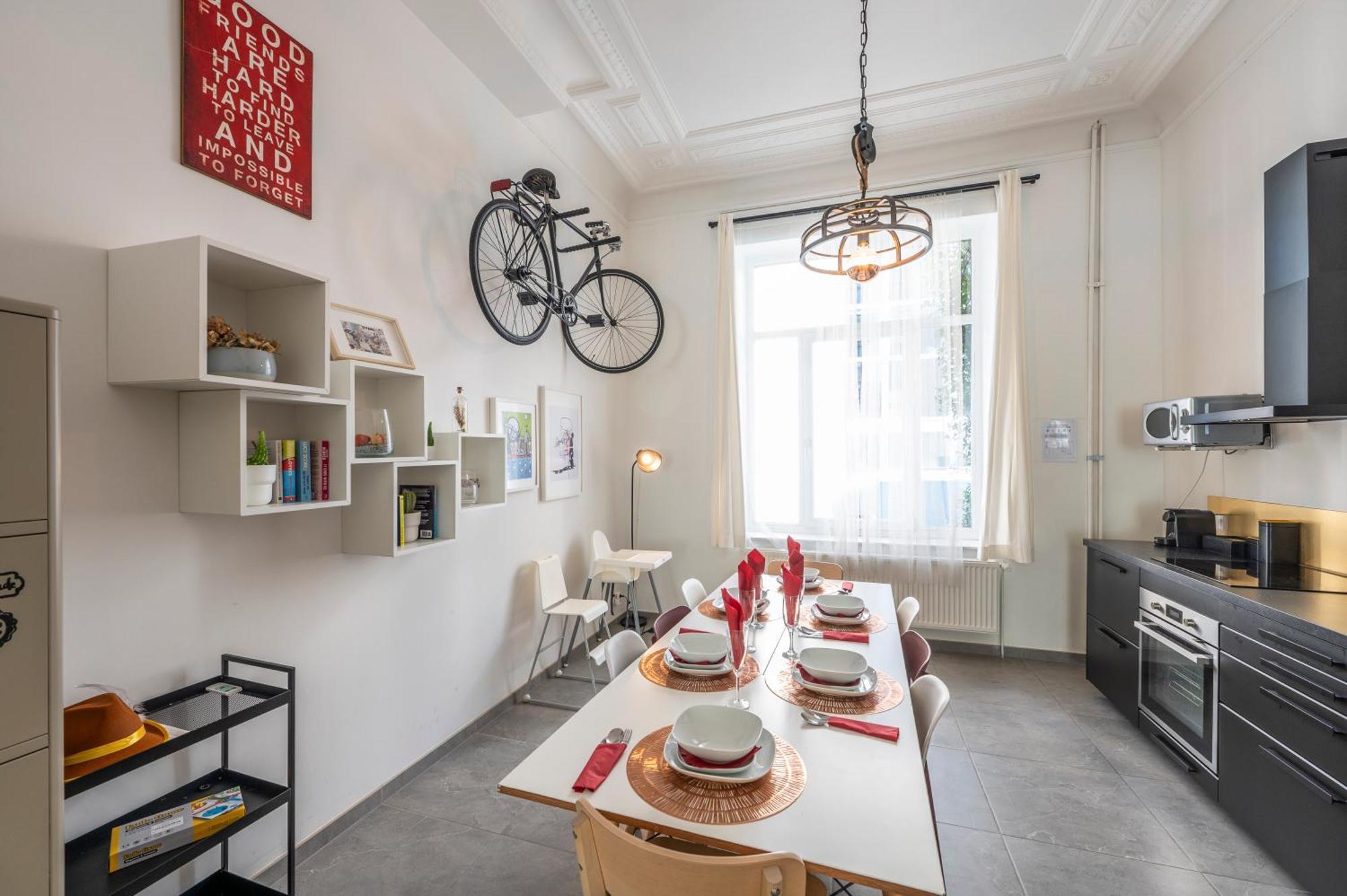 Superb 3 Bedroom & 3 Bathroom Duplex In Brussels City Centre Exterior photo