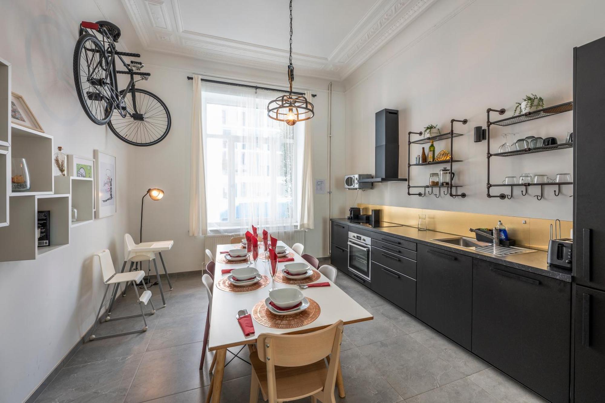 Superb 3 Bedroom & 3 Bathroom Duplex In Brussels City Centre Exterior photo